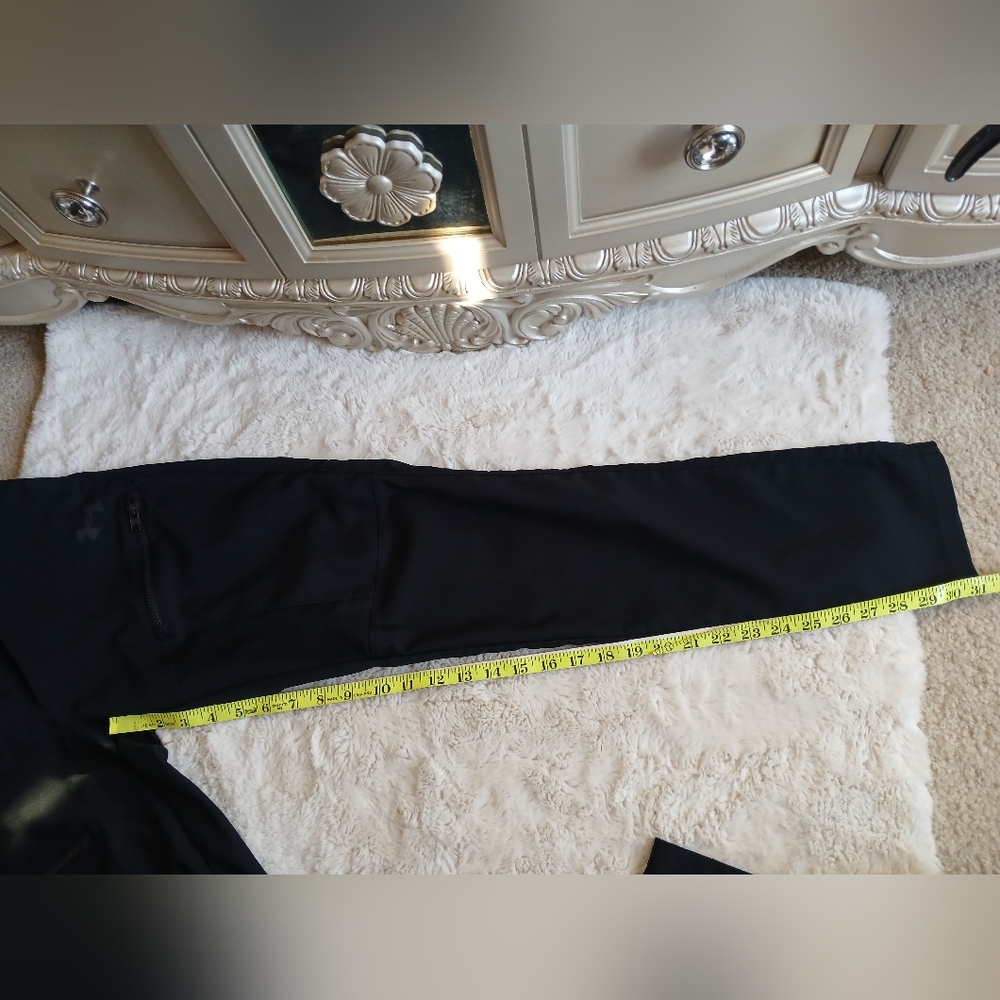 Under Armour Black Jogger Pants - Picture 7 of 16